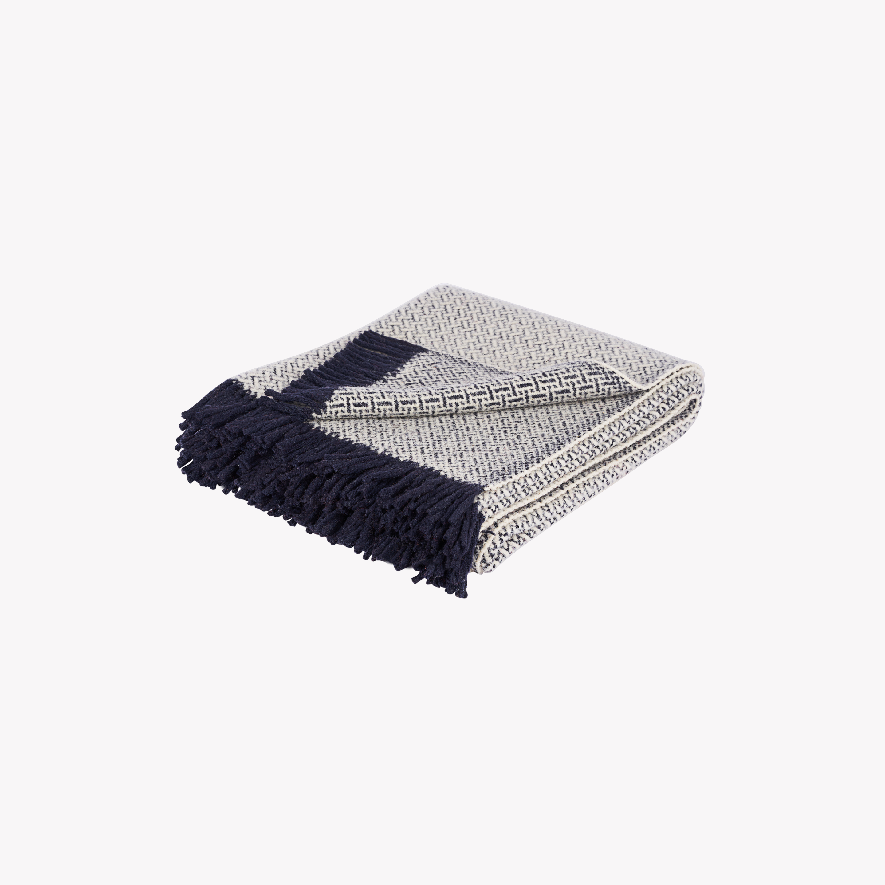 Plaid in Natural Wool from Lozère - Cannage Pattern | Atelier Tuffery